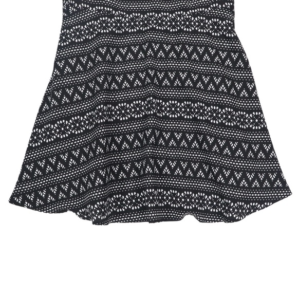 Ambar Dress Women’s Size 14 A-line Geometric Black White Sleeveless Casual Flowy - Picture 4 of 14